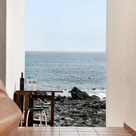 Casa Luisa Anclada Frente Al Mar *