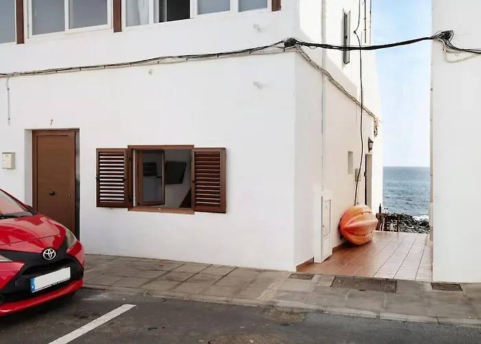 Casa Luisa Anclada Frente Al Mar Arrieta (Lanzarote)