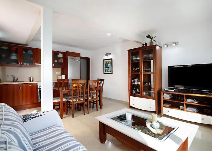 Casa Luisa Anclada Frente Al Mar * Arrieta (Lanzarote)