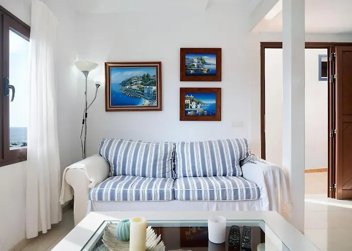 Casa Luisa Anclada Frente Al Mar *