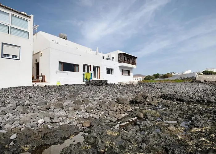 Casa Luisa Anclada Frente Al Mar Arrieta (Lanzarote)